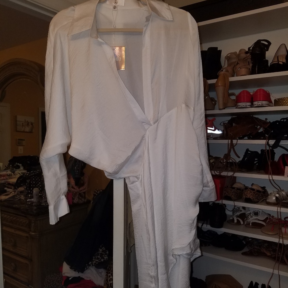 dress - Picture 1 of 2